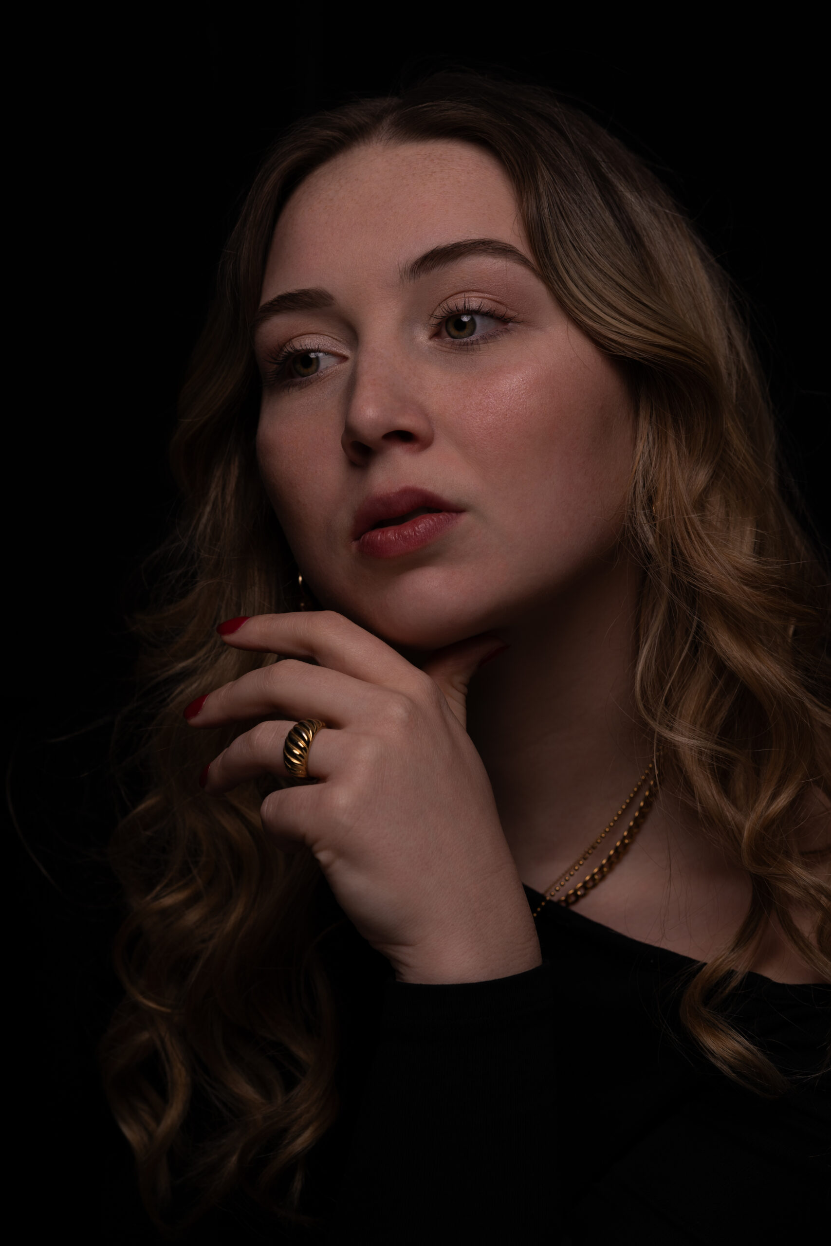 Milou - Portrait, Studio - RobinApituleyPhotography-5